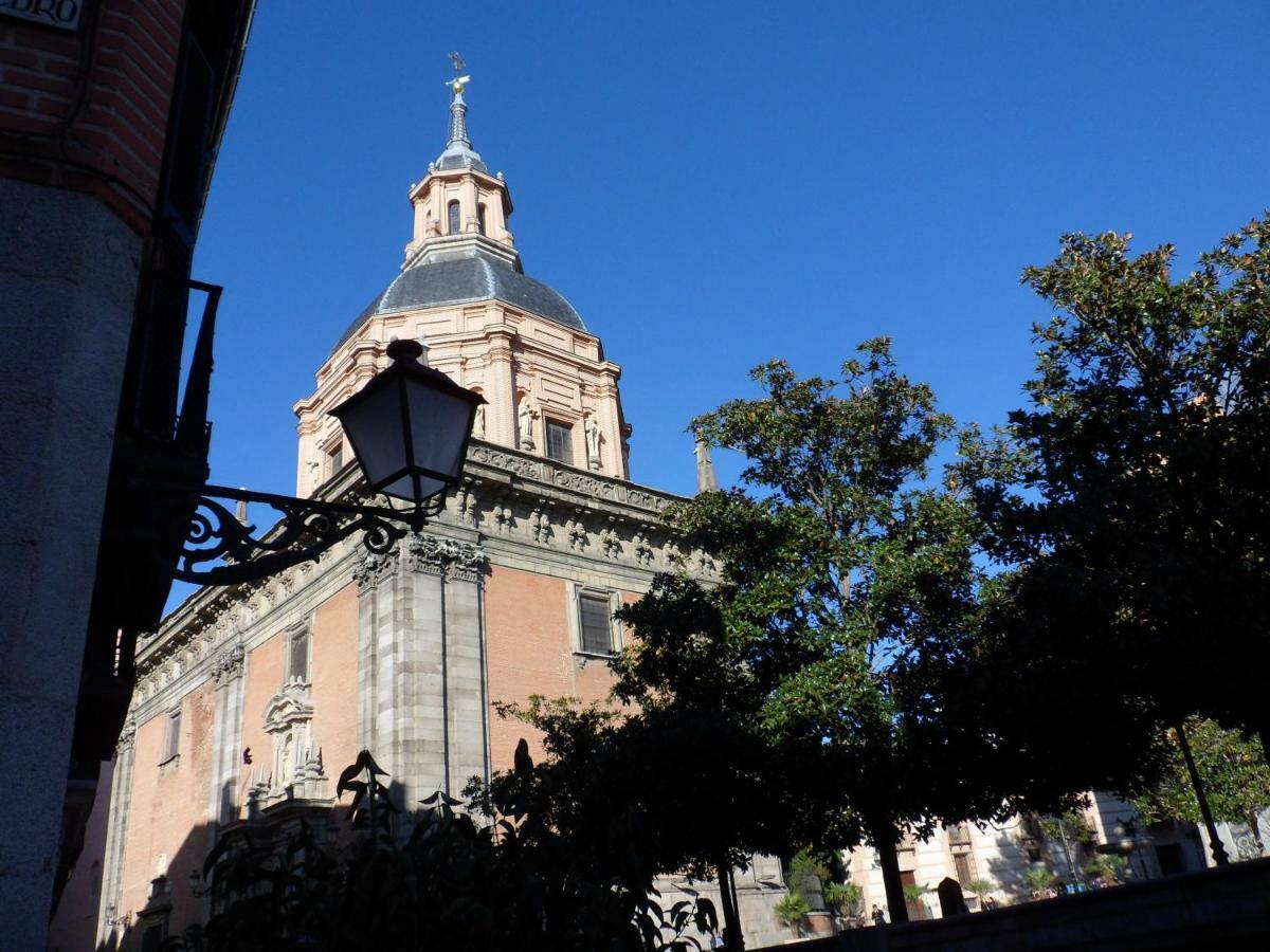 Apartmán Los Ventanales Plaza Mayor Madrid Exteriér fotografie